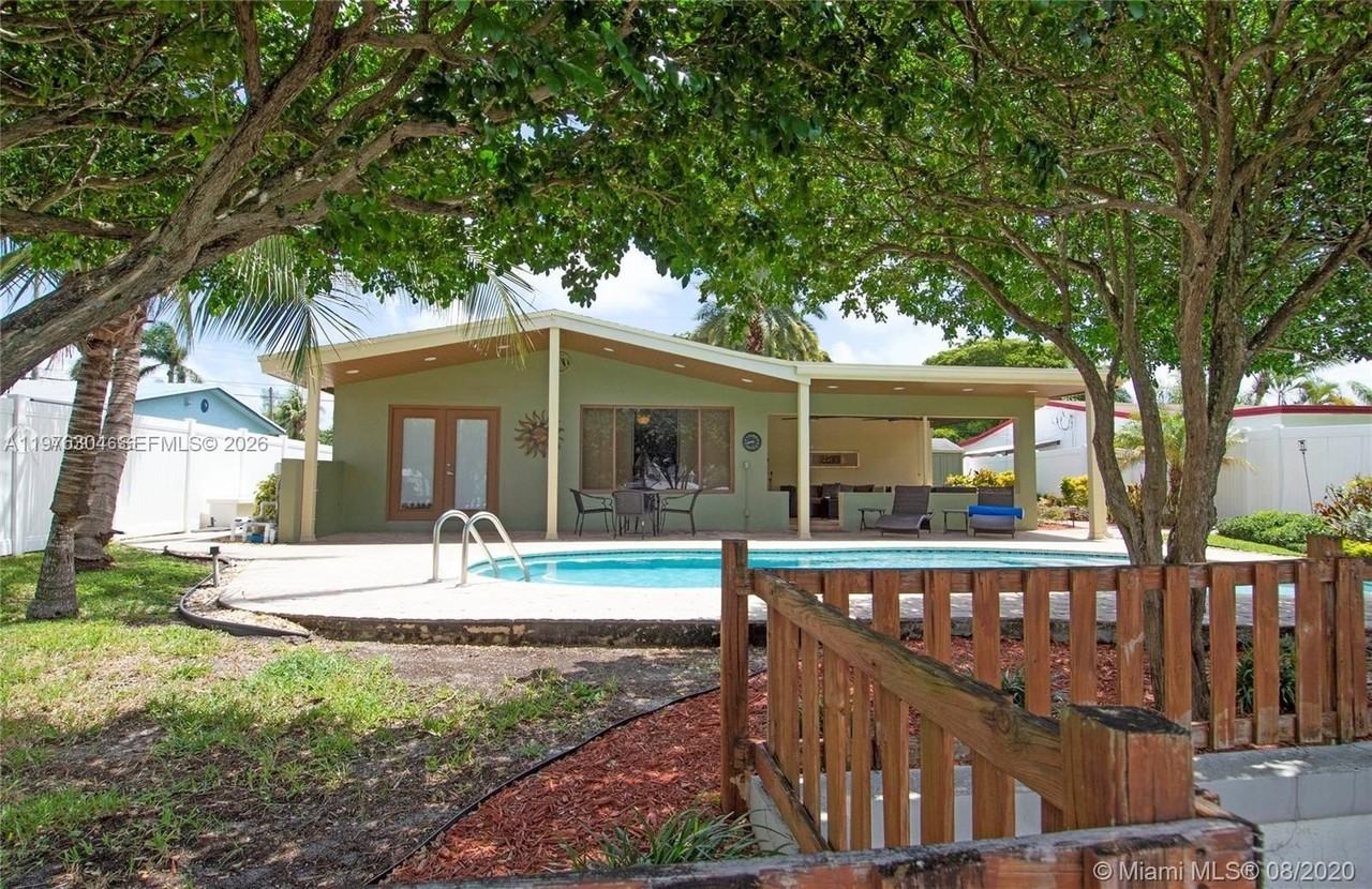 4701 Sw 34th Dr - Photo 5 of 27