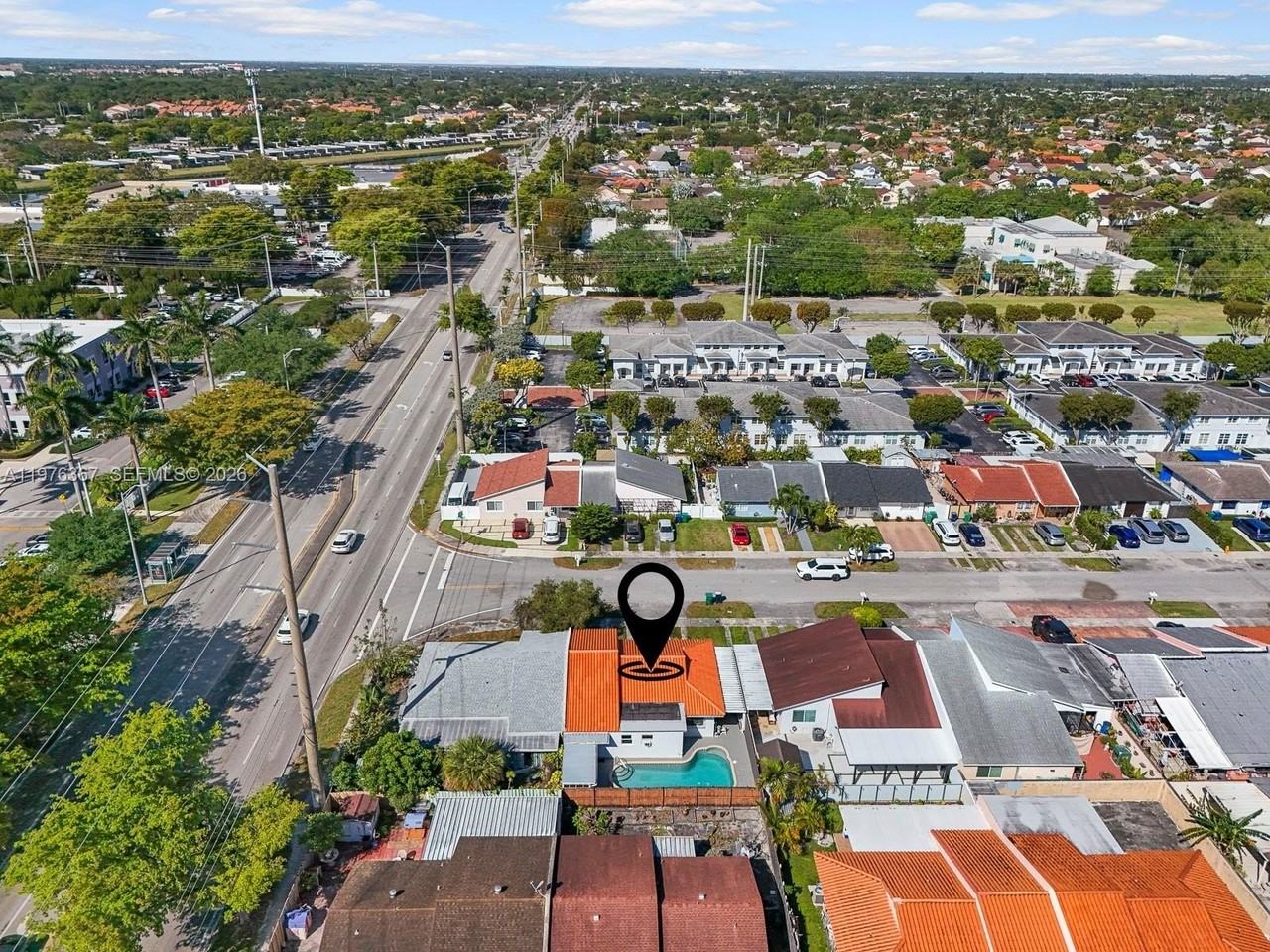 7121 Sw 102nd Ct - Photo 2 of 33