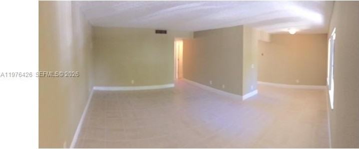 216 Meadows Cir #216 - Photo 4 of 19