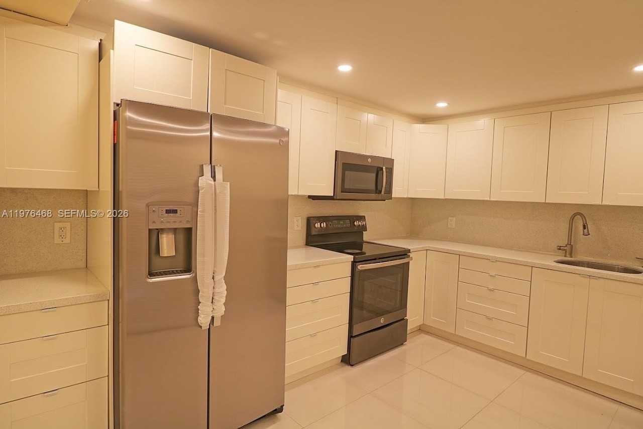 16500 Golf Club Rd #205 - Photo 7 of 18