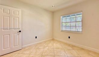 21020 Ne 18th Ct - Photo 1 of 1