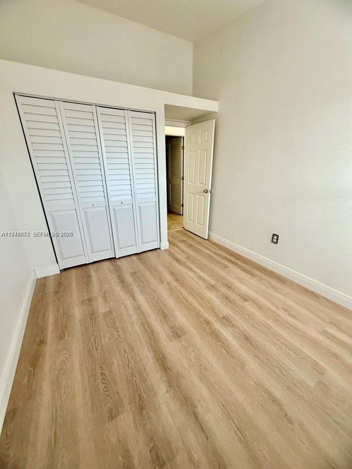 6751 Nw 193rd Ln #6751 - Photo 7 of 16