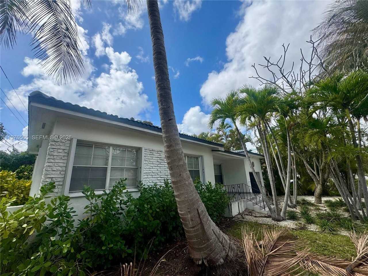 100 Sw 30th Rd - Photo 6 of 21