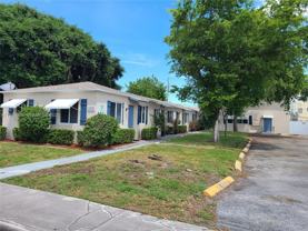 1005 N 18th Ct #3 - Photo 1 of 1