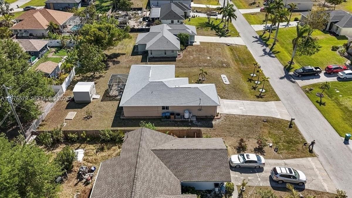 1205 Sw 29th Ter #0 - Photo 4 of 22