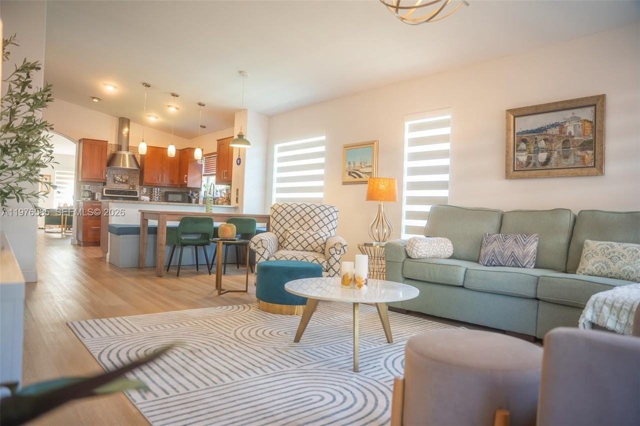 20875 Nw 20th St #0 - Photo 4 of 13