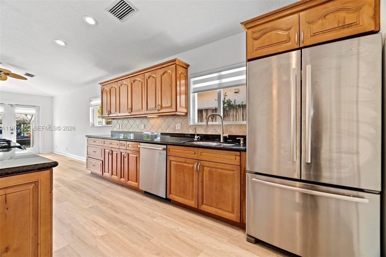 947 Nautilus Isle #0 - Photo 7 of 36