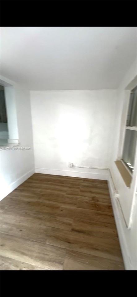 2276 Sw 2nd St #2276 - Photo 3 of 11