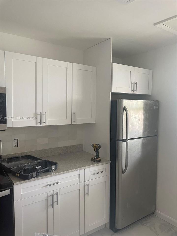 20725 Ne 8th Ct #203-11 - Photo 2 of 7