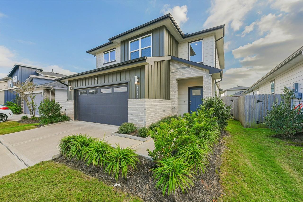 3016 Maughan Heights Trl - Photo 2 of 30