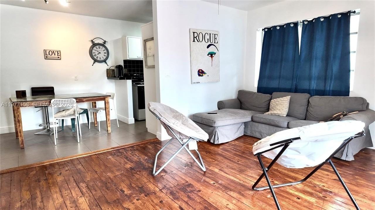 945 Meridian Ave #14 - Photo 3 of 10