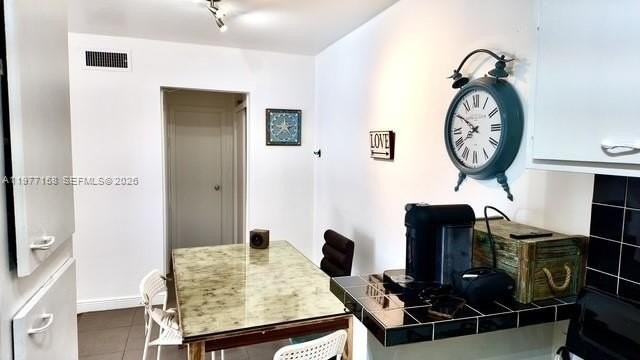 945 Meridian Ave #14 - Photo 5 of 10