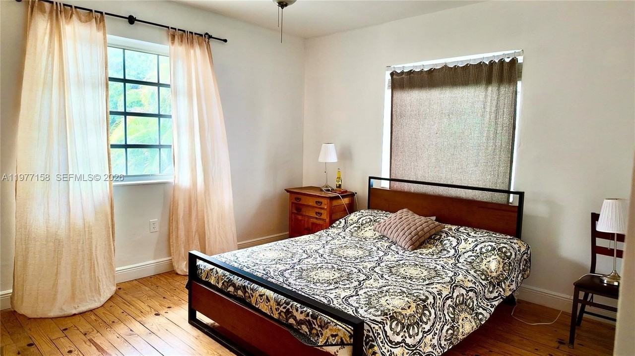 945 Meridian Ave #14 - Photo 6 of 10