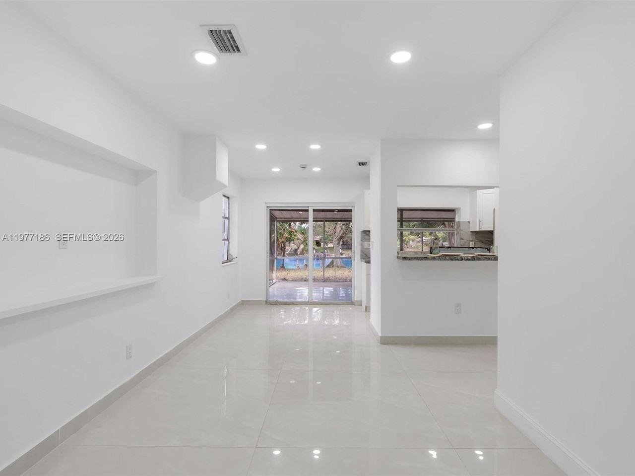 4331 Sw 31st Dr - Photo 5 of 32