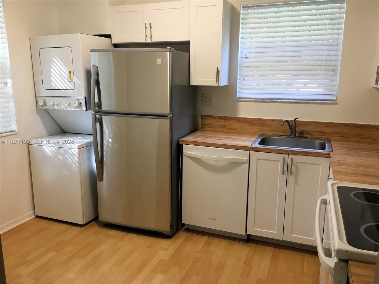 11216 Sw 12th St #203 - Photo 4 of 25