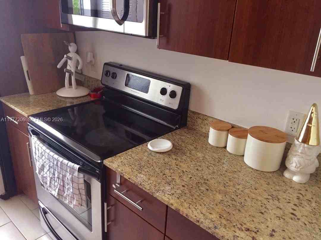 7400 Ne 6th Ct #7400 - Photo 2 of 19