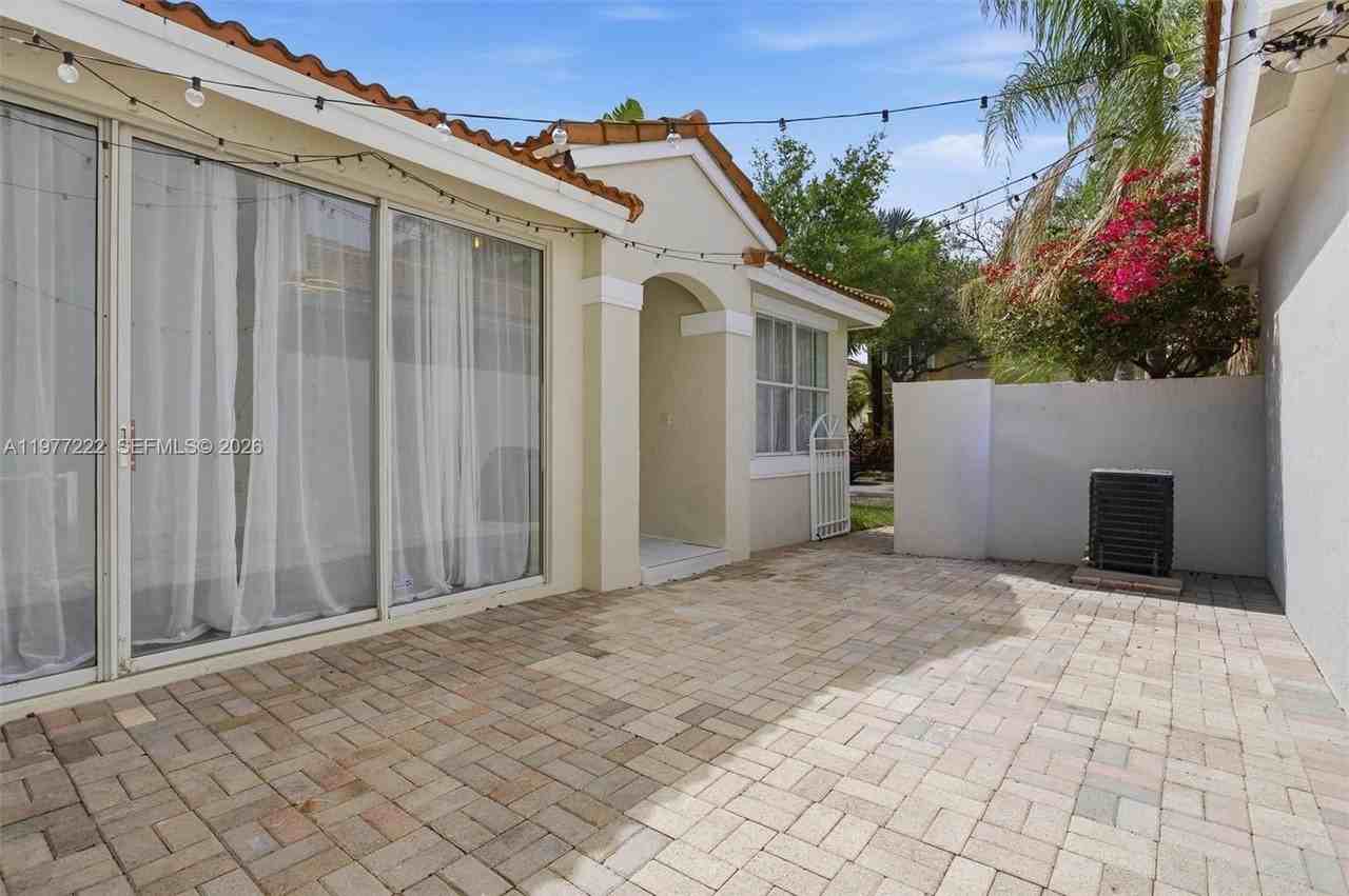 1755 Seagrape Way - Photo 3 of 29