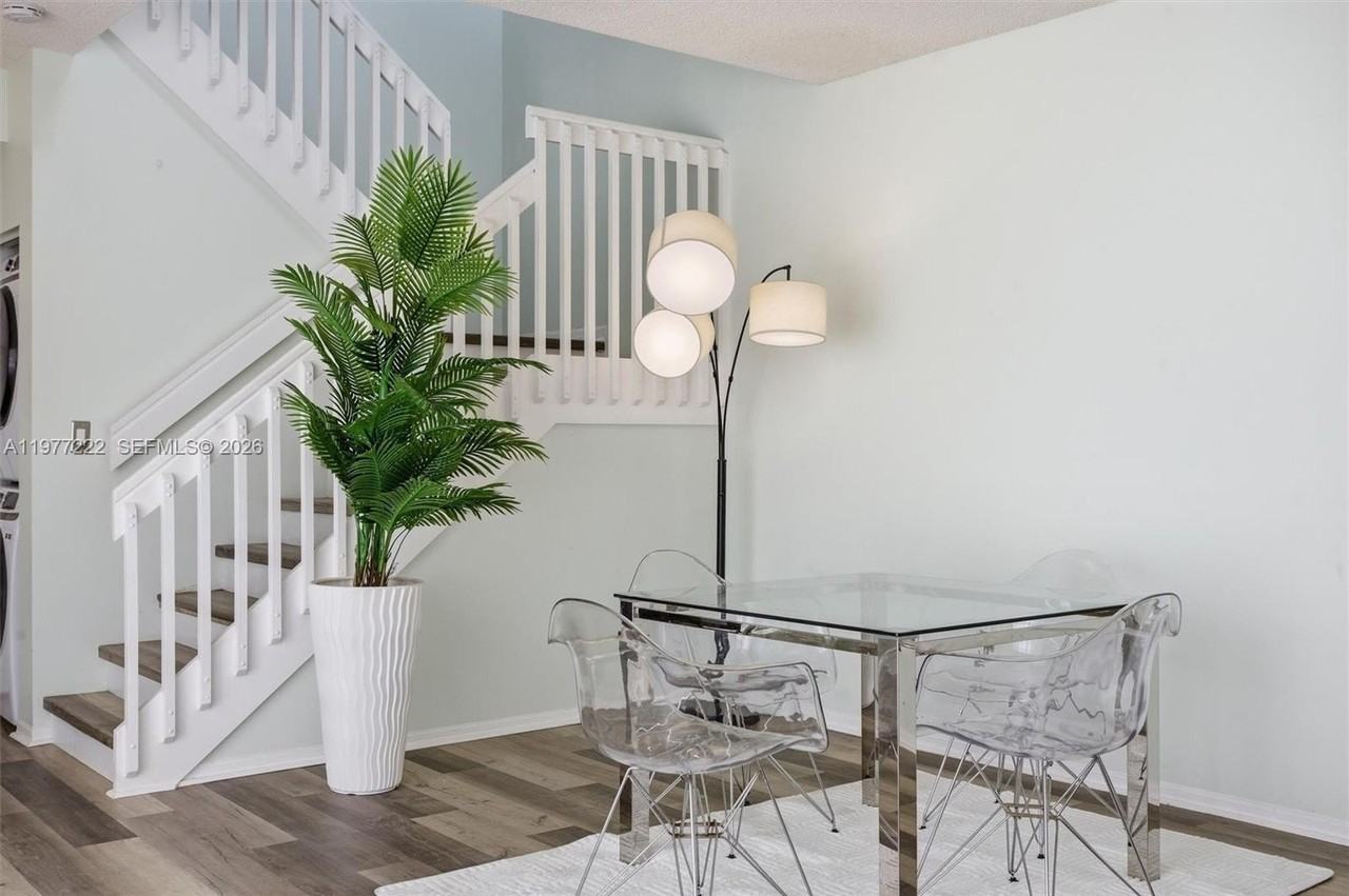 1755 Seagrape Way - Photo 7 of 29