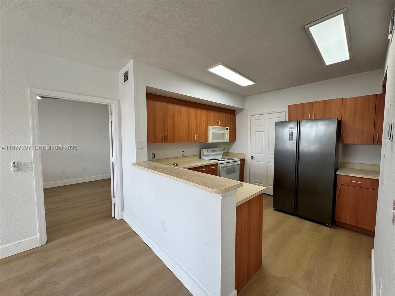 201 Belmont Ln #201 - Photo 6 of 22