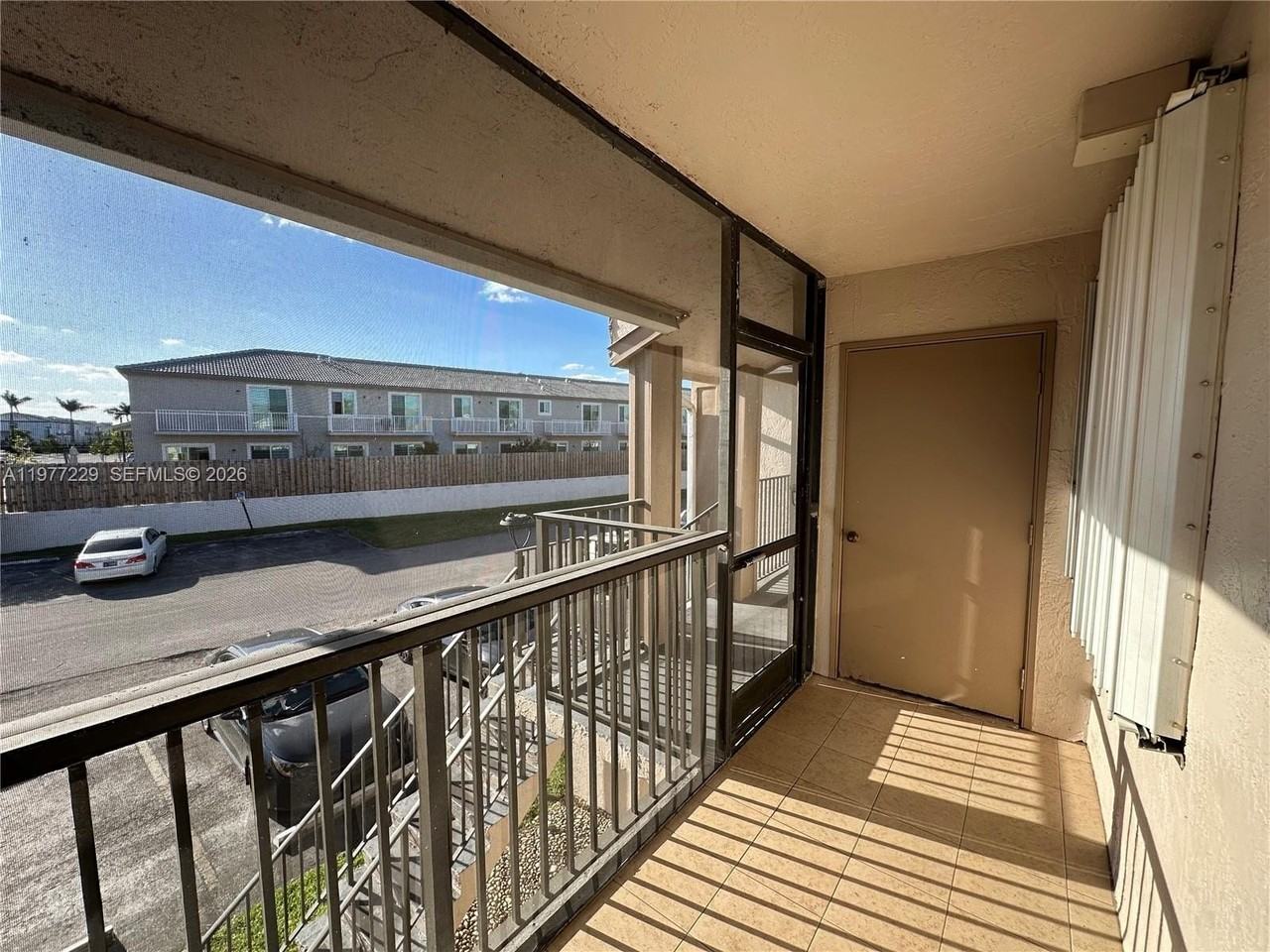 1533 S Liberty Ave #1533A - Photo 3 of 30