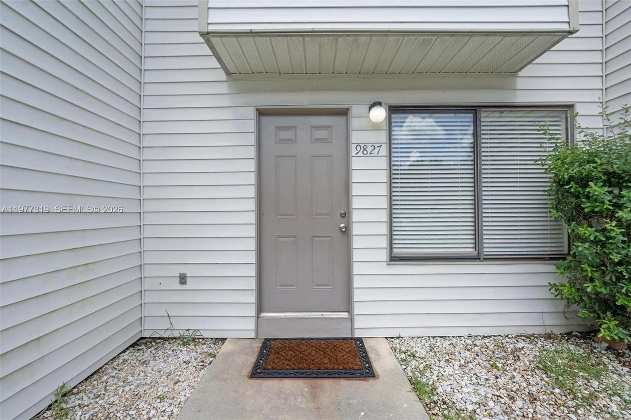 9827 Nw 37th St #4F - Photo 2 of 28