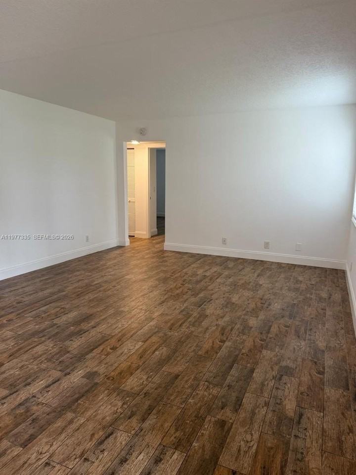 4995 Sable Pine Cir #D1 - Photo 3 of 19