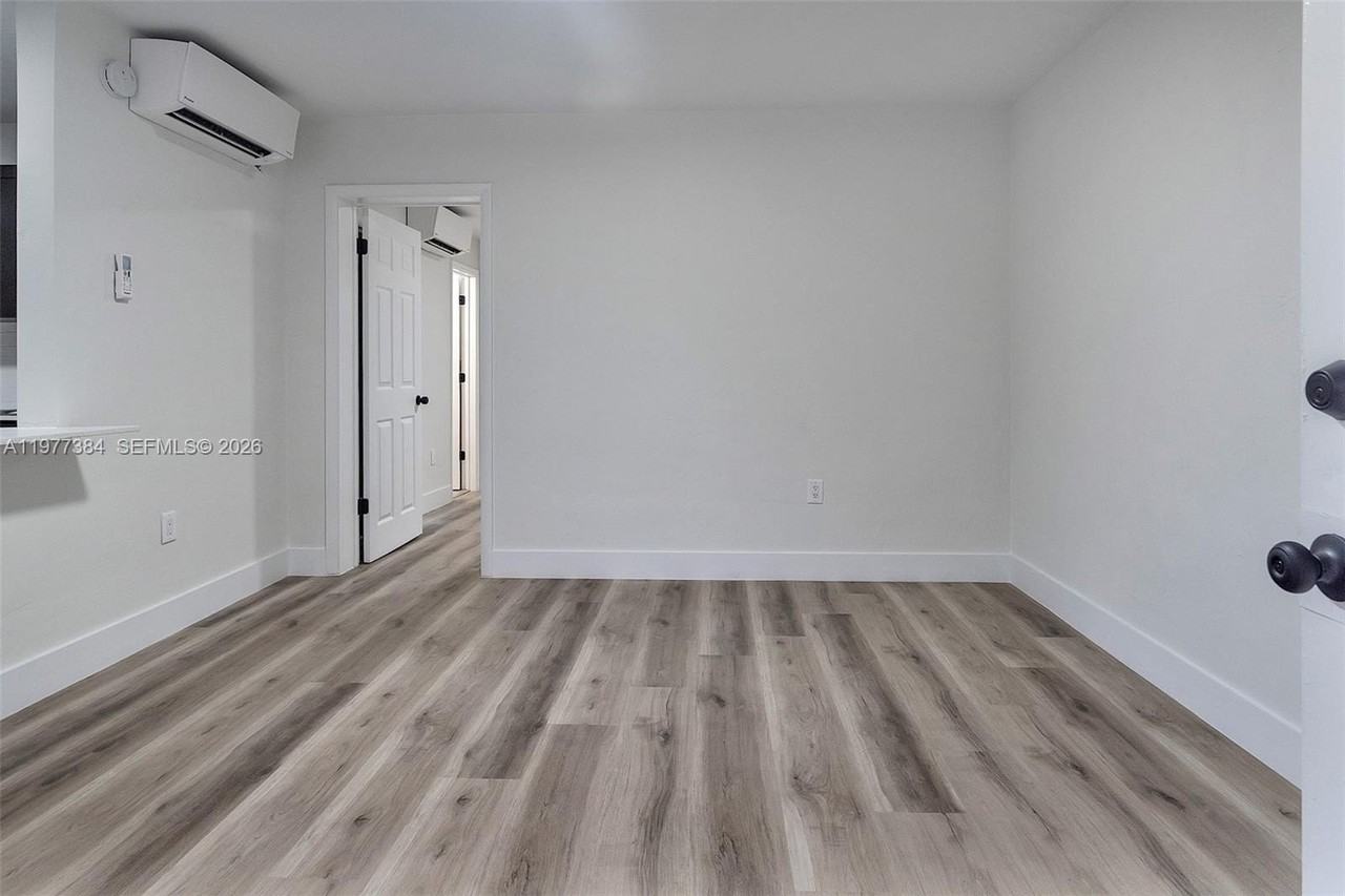 4037 Sw 65th Ave #11 - Photo 2 of 15