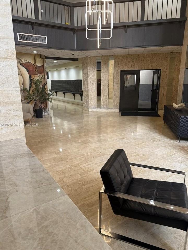 2750 Ne 183rd St #1902 - Photo 2 of 25