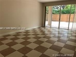 11142 Nw 72nd Ter - Photo 6 of 33