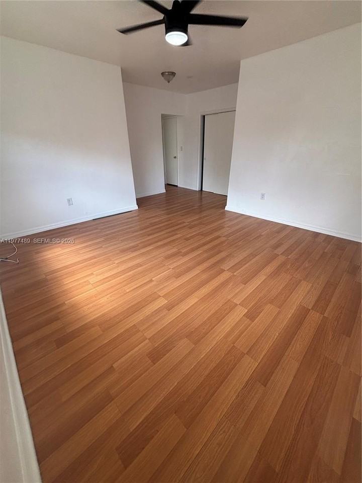 42 Majorca Ave #6 - Photo 3 of 6