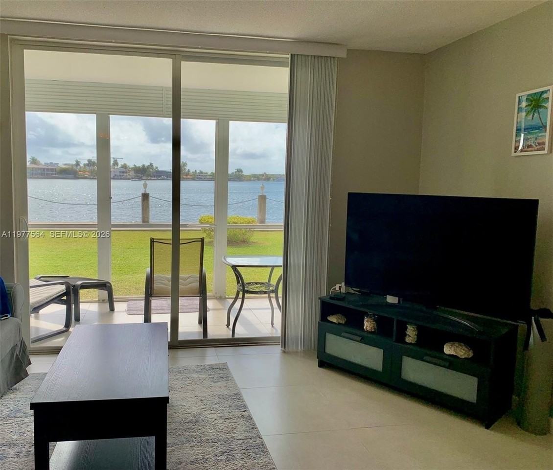 3010 Marcos Dr #R105 - Photo 2 of 23