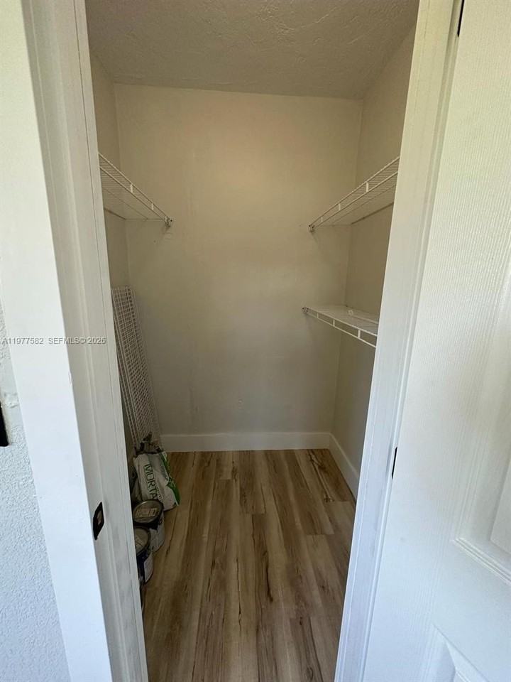 326 Nw 97th St #326 - Photo 7 of 12