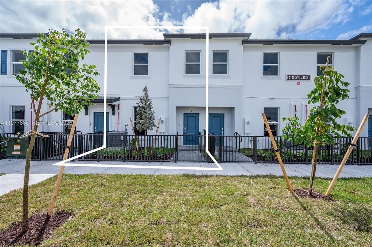 12426 Sw 248th St #4 - Photo 2 of 40