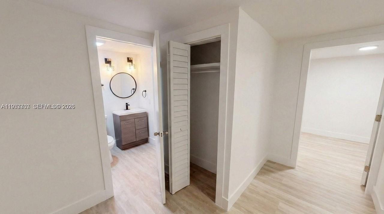 128 Nw 53rd St #C - Photo 3 of 18