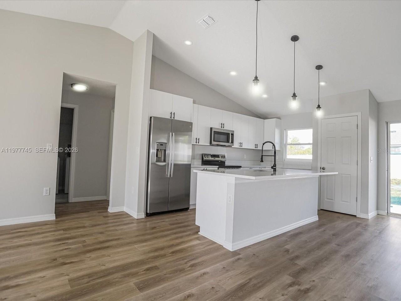16619 Sw 31st Cir #0 - Photo 4 of 19
