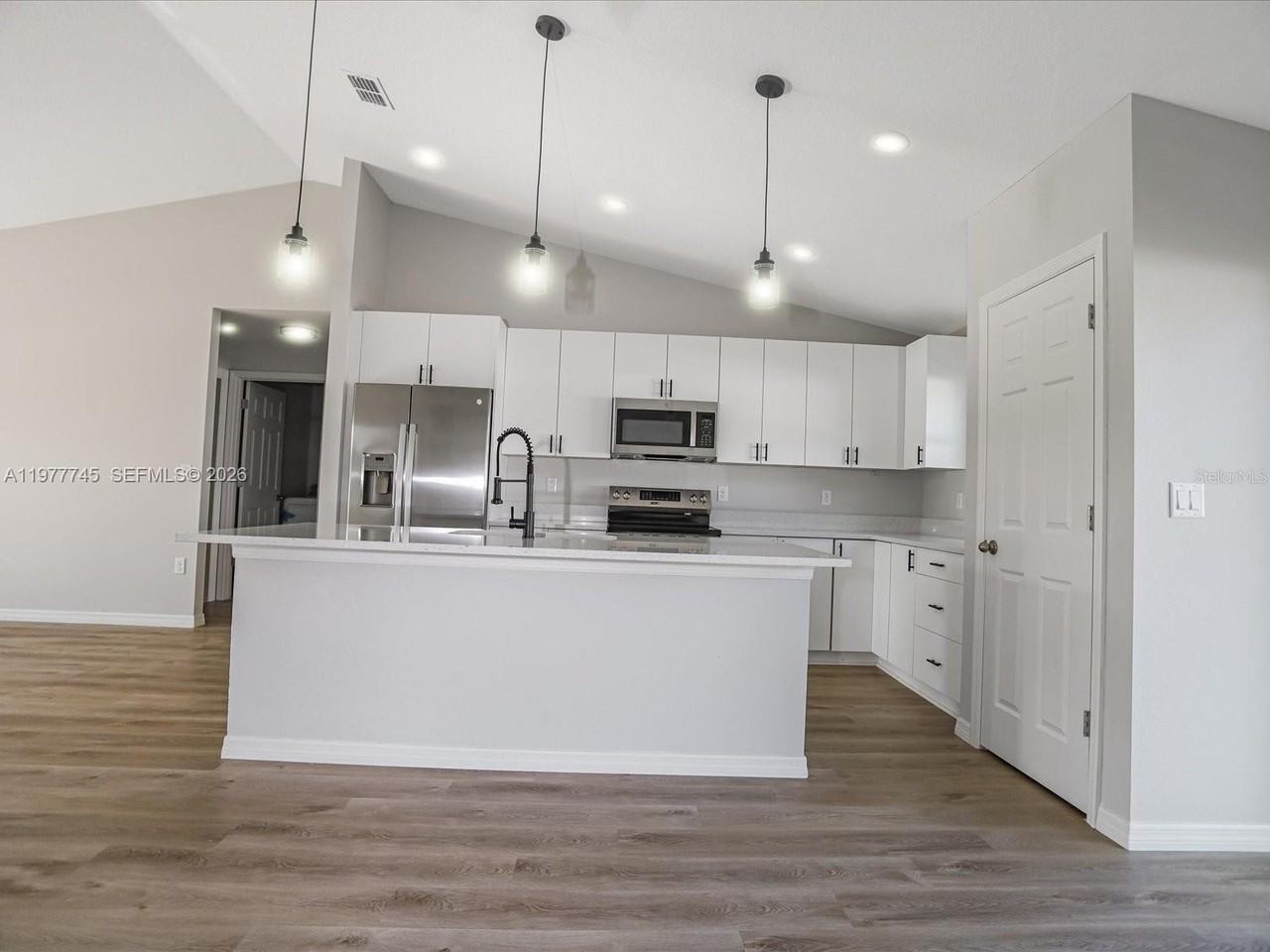16619 Sw 31st Cir #0 - Photo 5 of 19
