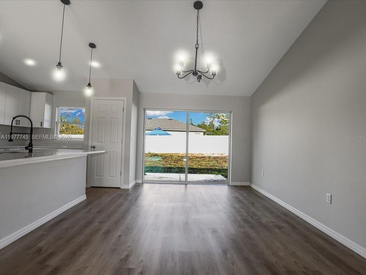 16619 Sw 31st Cir #0 - Photo 7 of 19