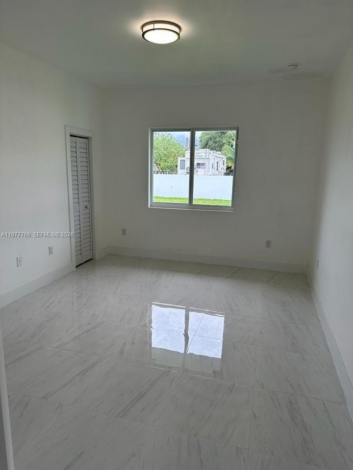 15620 Nw 39th Ct #0 - Photo 4 of 8