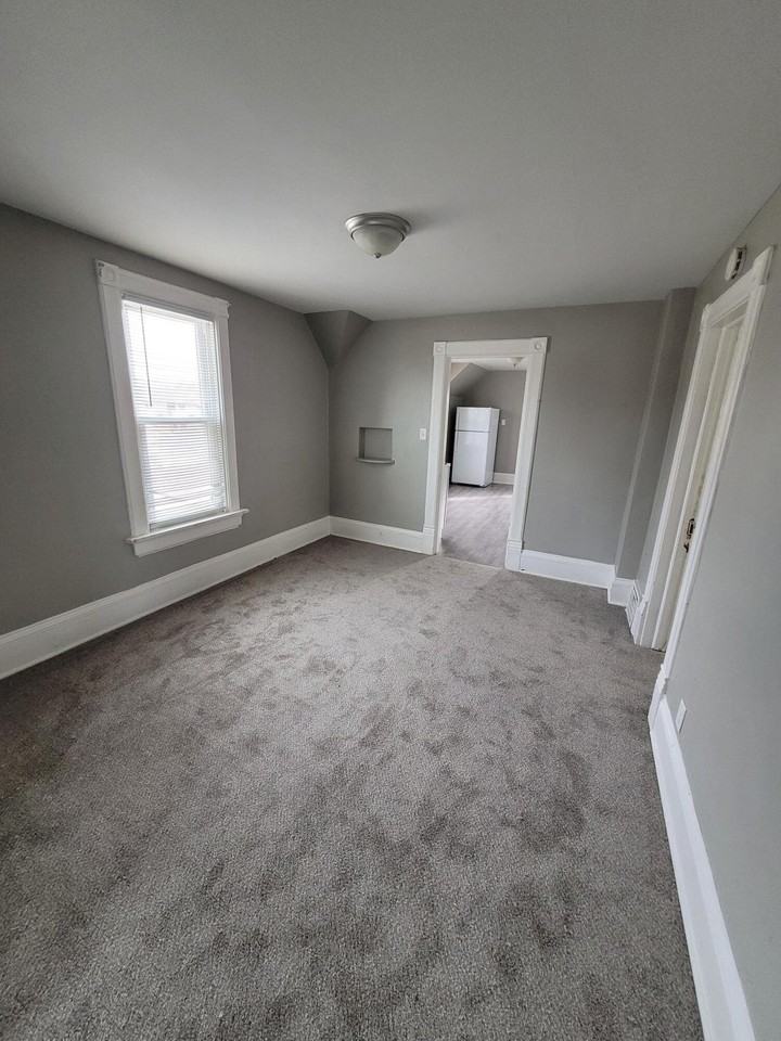 4168A N 92nd St - Photo 5 of 12