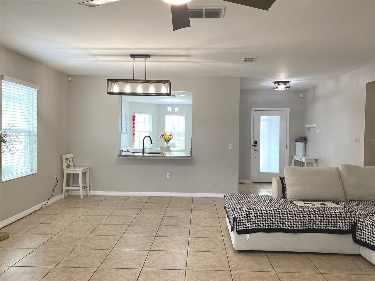 8948 Mondial Ct - Photo 4 of 29