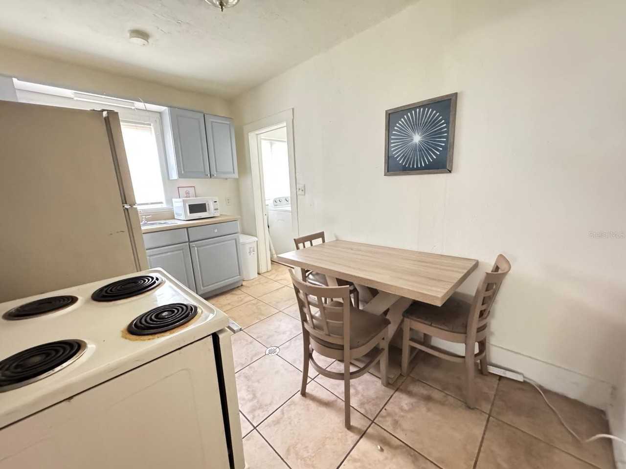 728 Columbia St #A - Photo 6 of 18