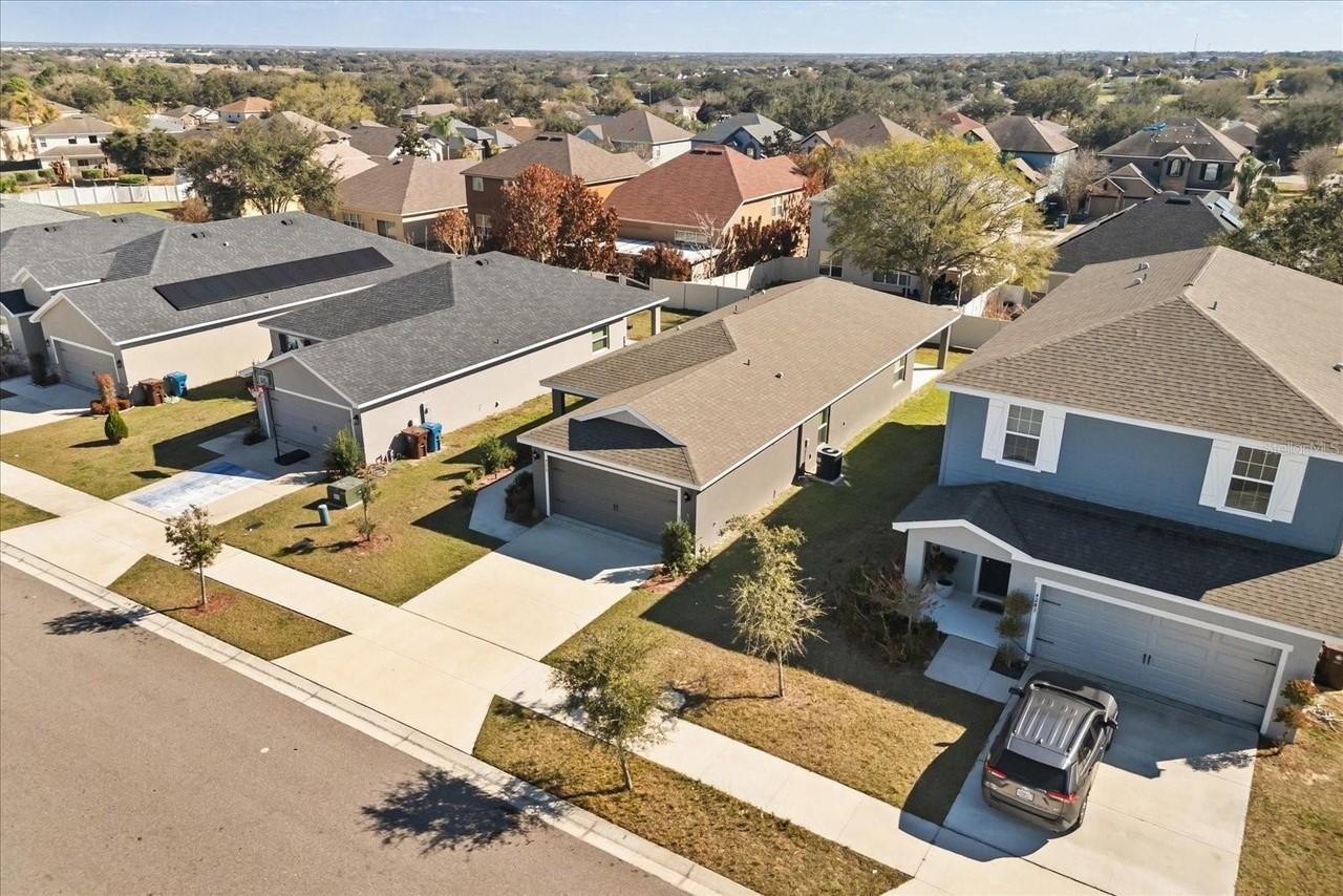 4279 Swan St - Photo 6 of 40