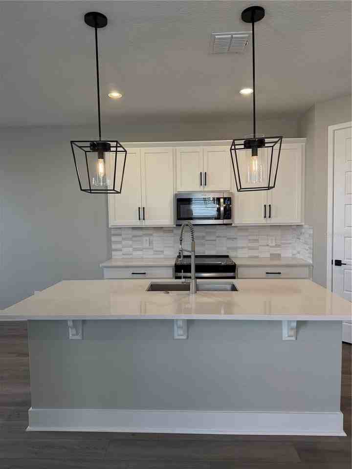 5106 Railroad Vine Aly - Photo 7 of 27