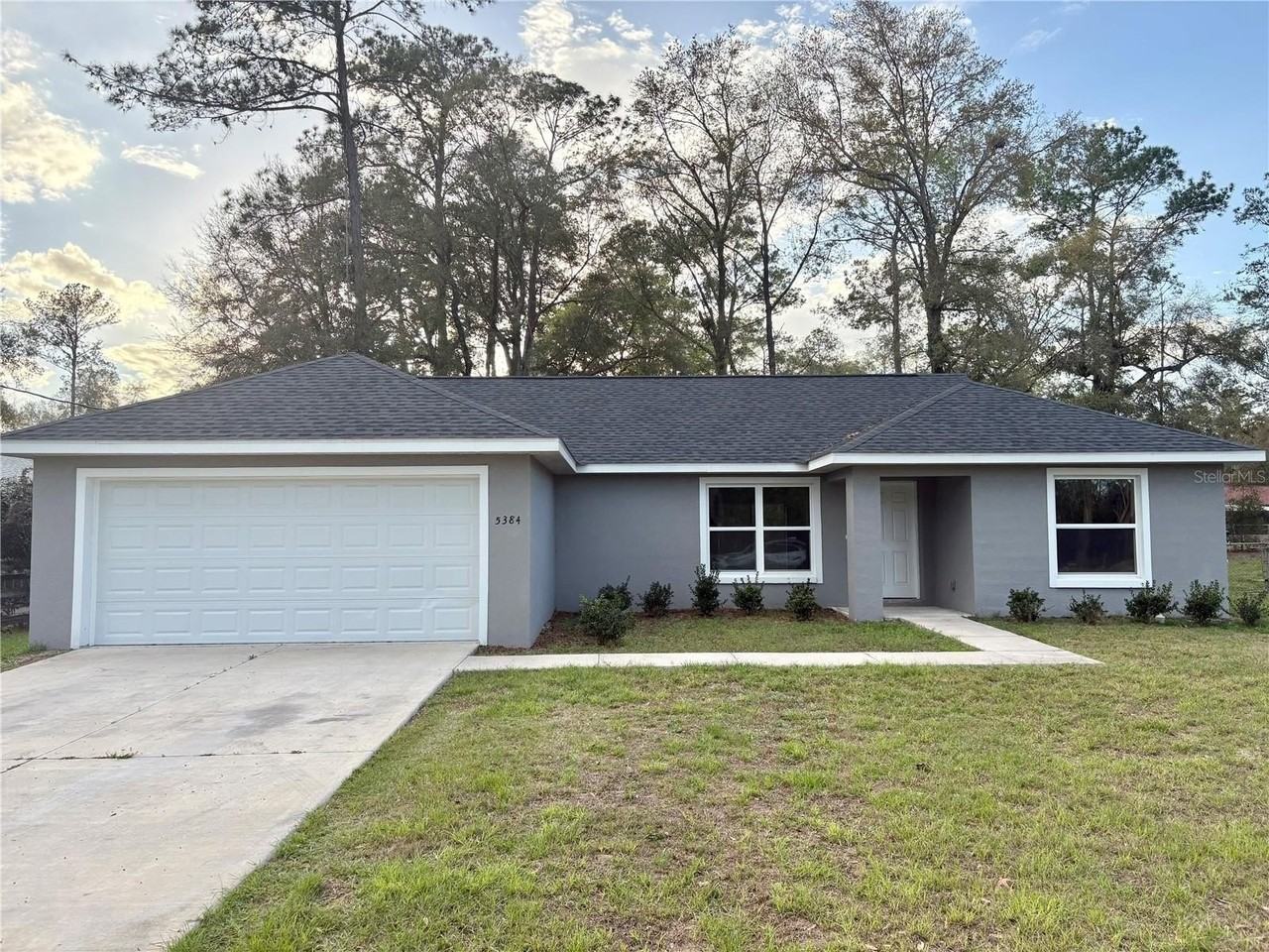 5384 Nw 60th Ter - Photo 2 of 26