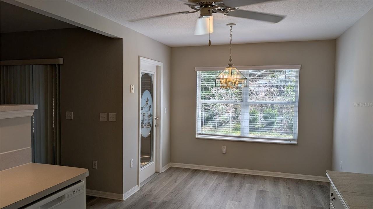 10912 Sw 69th Cir - Photo 6 of 11