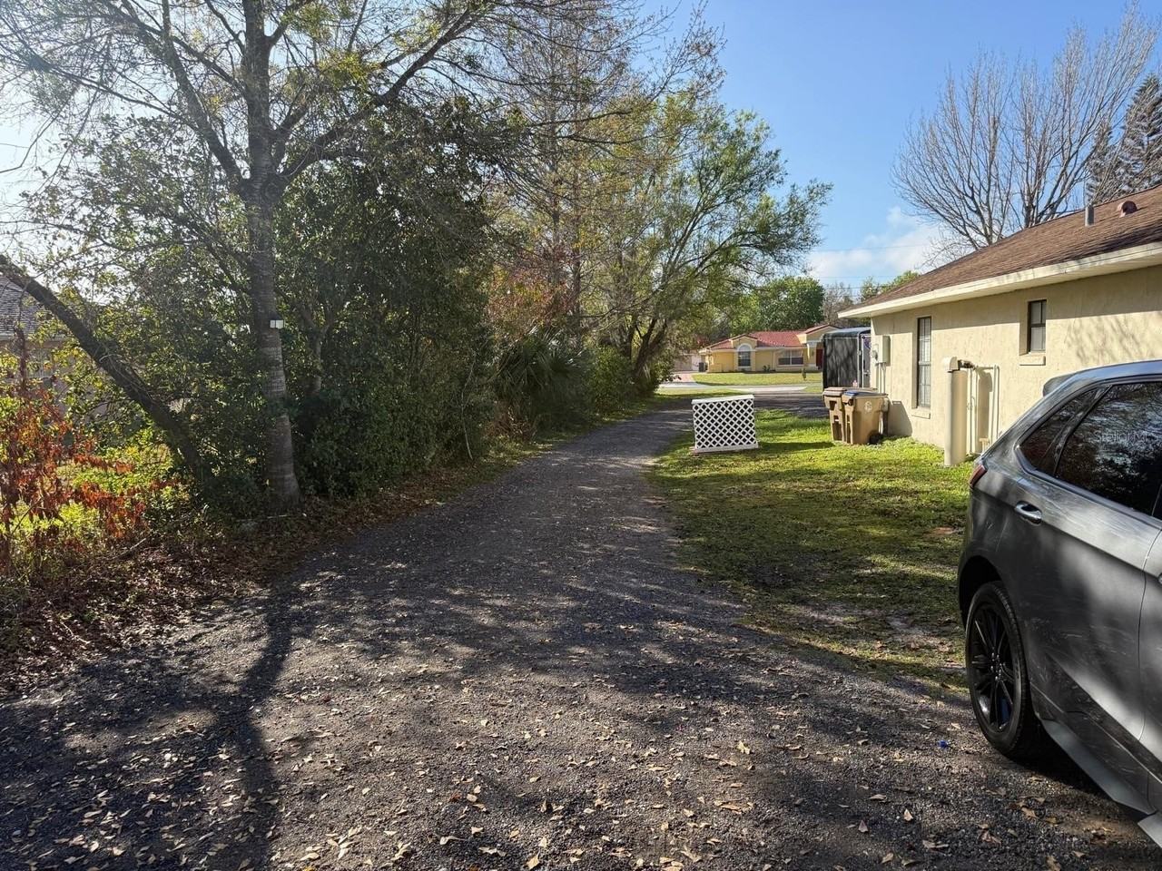 2923 N Stewart St - Photo 5 of 42