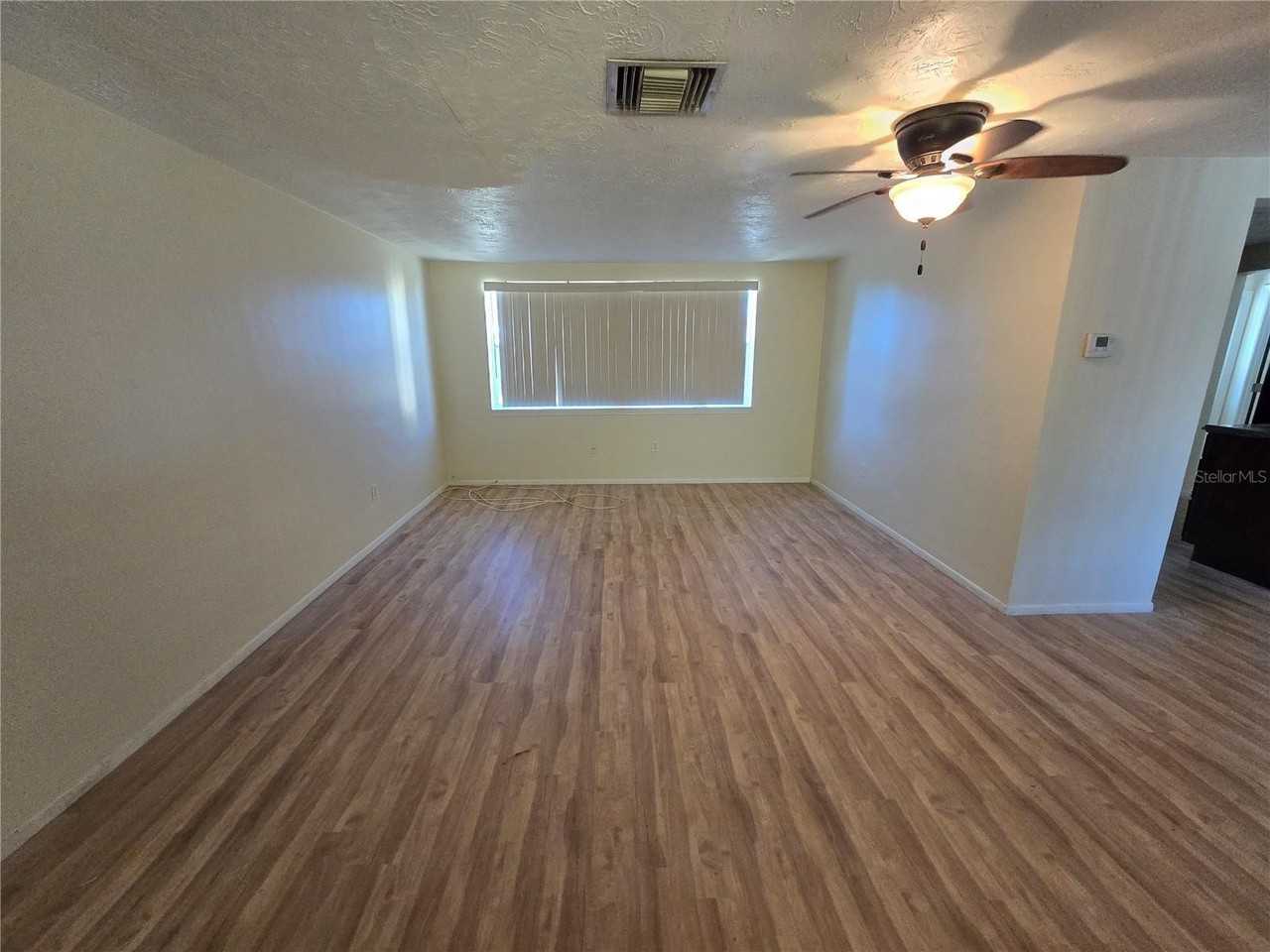 2531 Almond Dr - Photo 5 of 24