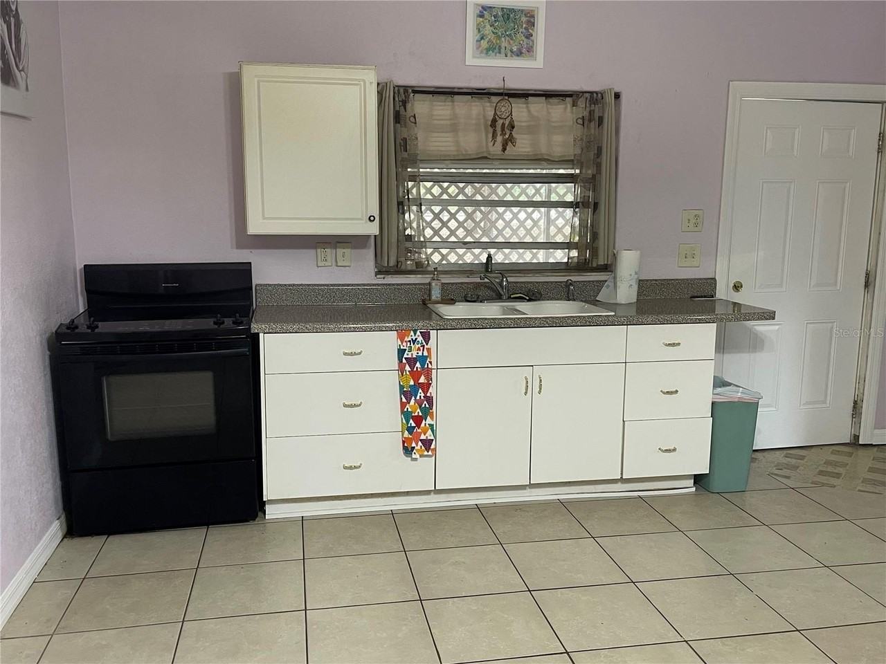 20111 Old Trilby Rd - Photo 4 of 9