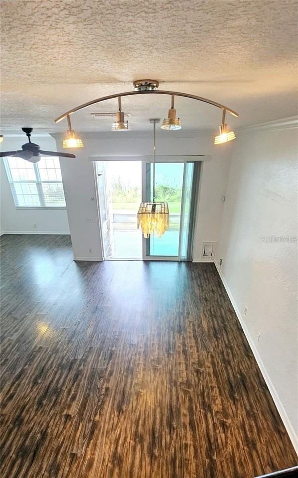 8211 118th Ave - Photo 7 of 43