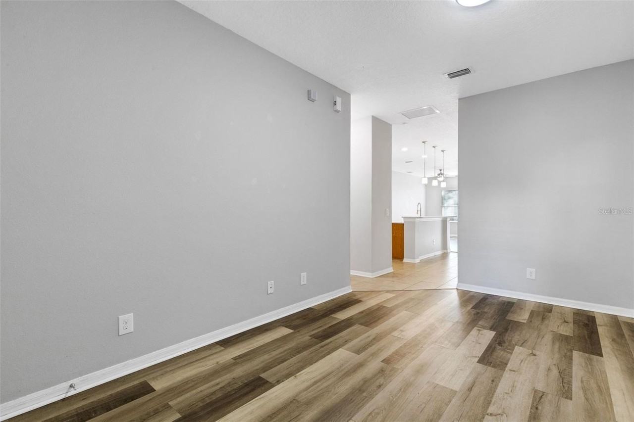 9306 River Rock Ln - Photo 4 of 50